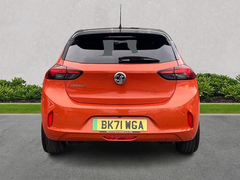 Used Vauxhall Corsa-e Elite 100 kW (136 HP) 2021 Orange Hatchback