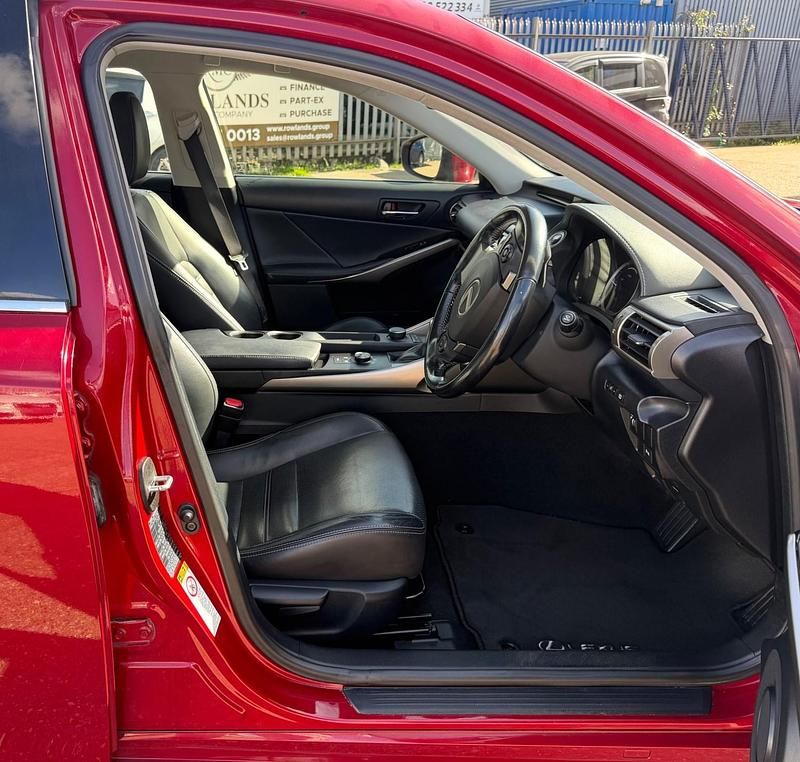 Used Lexus IS300h Executive Line 2016 Red Sedan