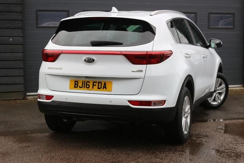 Used Kia Sportage 130 HP (95 kW) 2016 White SUV