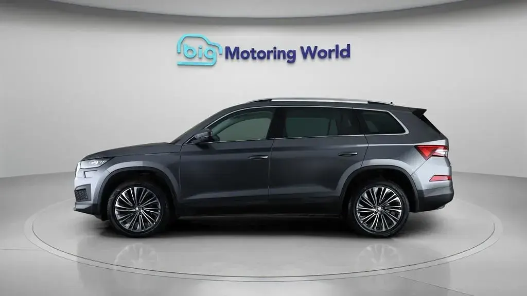 Used Skoda Kodiaq SE L Executive 150 HP (110 kW) 2023 Grey SUV