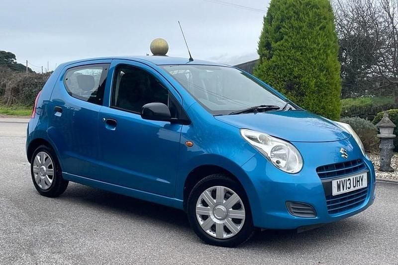 Used Suzuki Alto 68 HP (50 kW) 2012 Silver Hatchback
