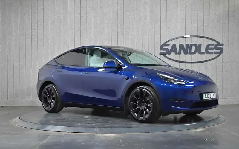 Used Tesla Model Y Long Range AWD 286 kW (389 HP) 2025 SUV