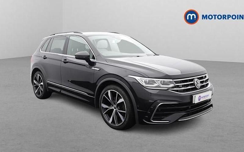 Used 2023 VW Tiguan R-line SUV | £25,149 (Good price) - Image 1/4