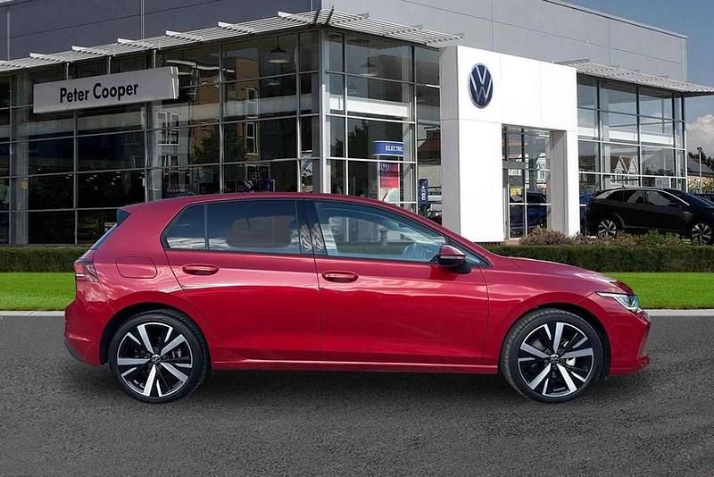 Used VW Golf VIII Match 150 HP (110 kW) 2025 Red Hatchback