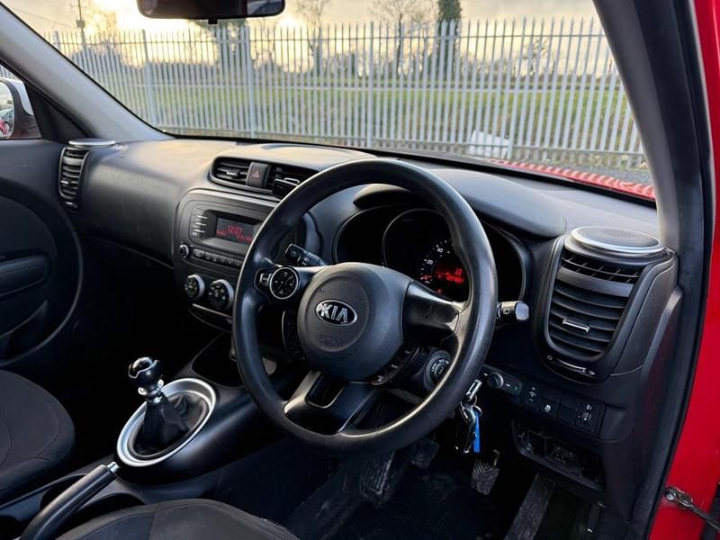 Used Kia Soul Start 130 HP (95 kW) 2014 Red SUV