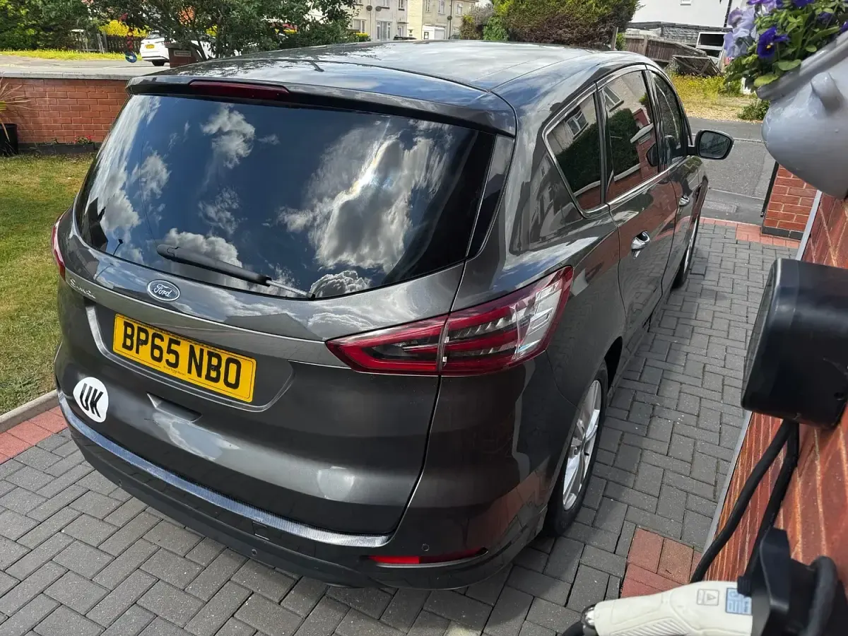Used Ford S-MAX Titanium 150 HP (110 kW) 2015 Grey MPV