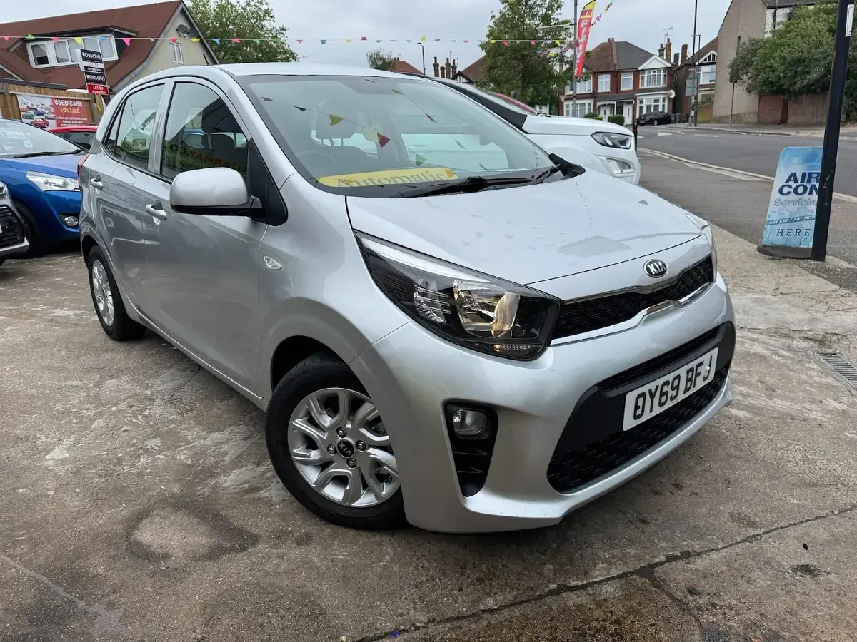 Used Kia Picanto 84 HP (61 kW) 2019 Silver Hatchback