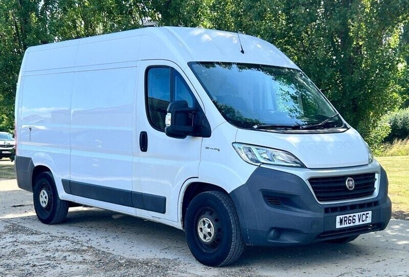 White Used 2016 Fiat Ducato S Van | £5,890 (Fair price) - Image 1/4