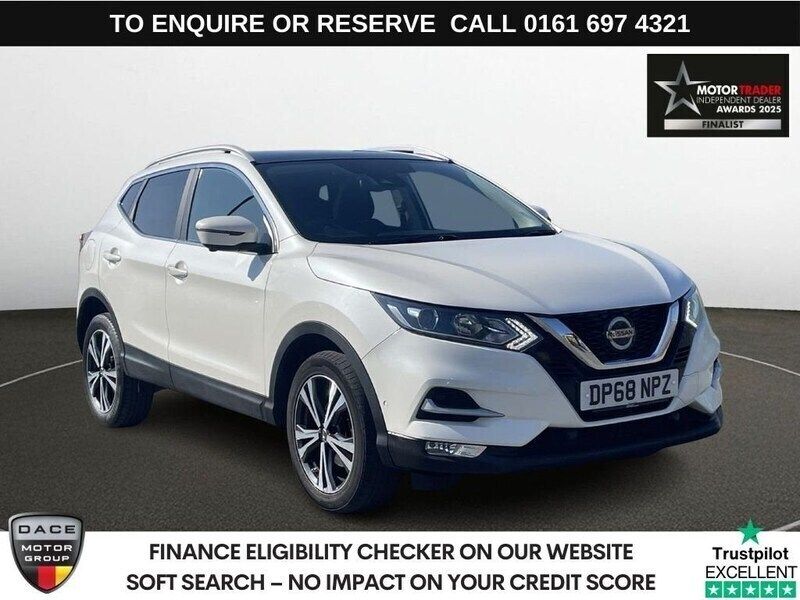 White Used 2018 Nissan Qashqai N-Connecta SUV | £10,270 (Good price) - Image 1/3