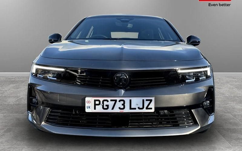 Used Vauxhall Astra Ultimate 131 HP (96 kW) 2025 Hatchback