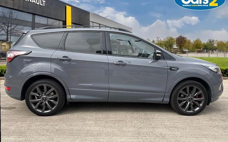 Used Ford Kuga ST-Line 150 HP (110 kW) 2019 Brown SUV