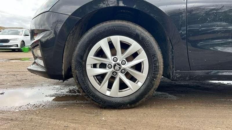 Used Skoda Fabia SE 95 HP (69 kW) 2025 Black Hatchback