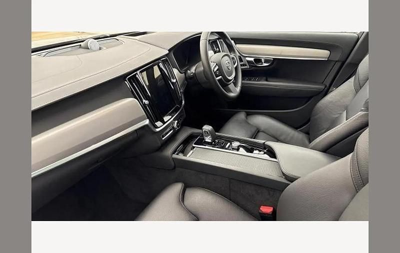 Used Volvo V90 Ultimate 247 HP (181 kW) 2022 Grey Estate