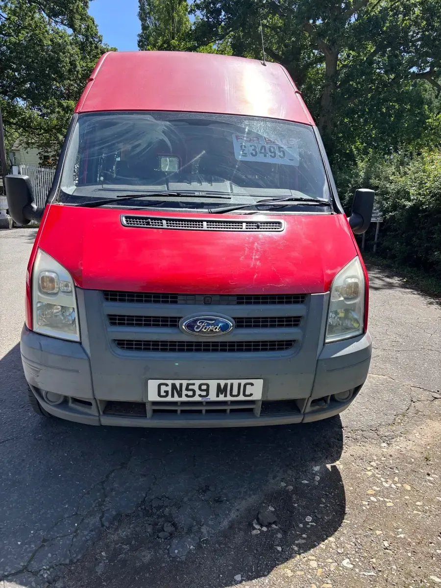 Used Ford Transit 100 HP (73 kW) 2010 Red Van