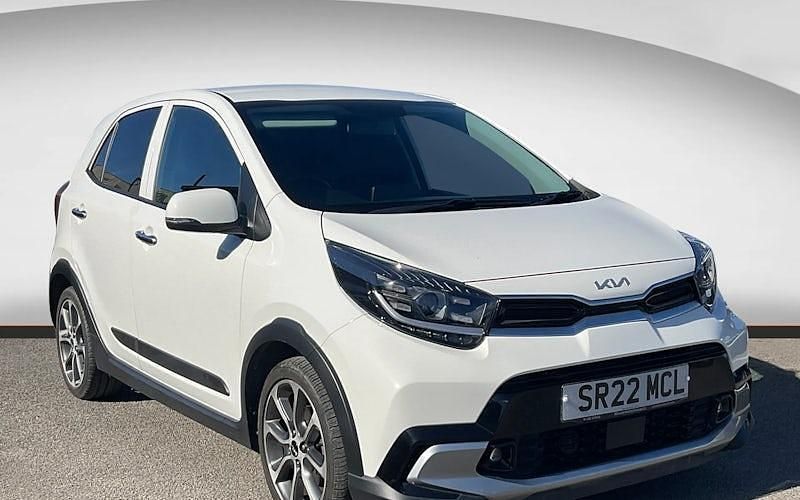 Used Kia Picanto X-Line 67 HP (49 kW) 2023 White Hatchback