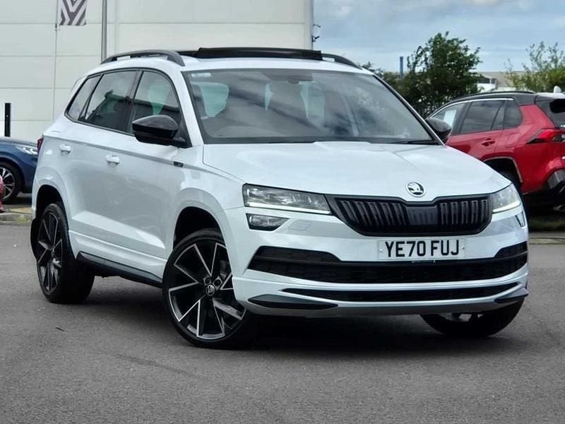 Moon white Used 2020 Skoda Karoq SportLine SUV | £19,792 (Fair price) - Image 1/4