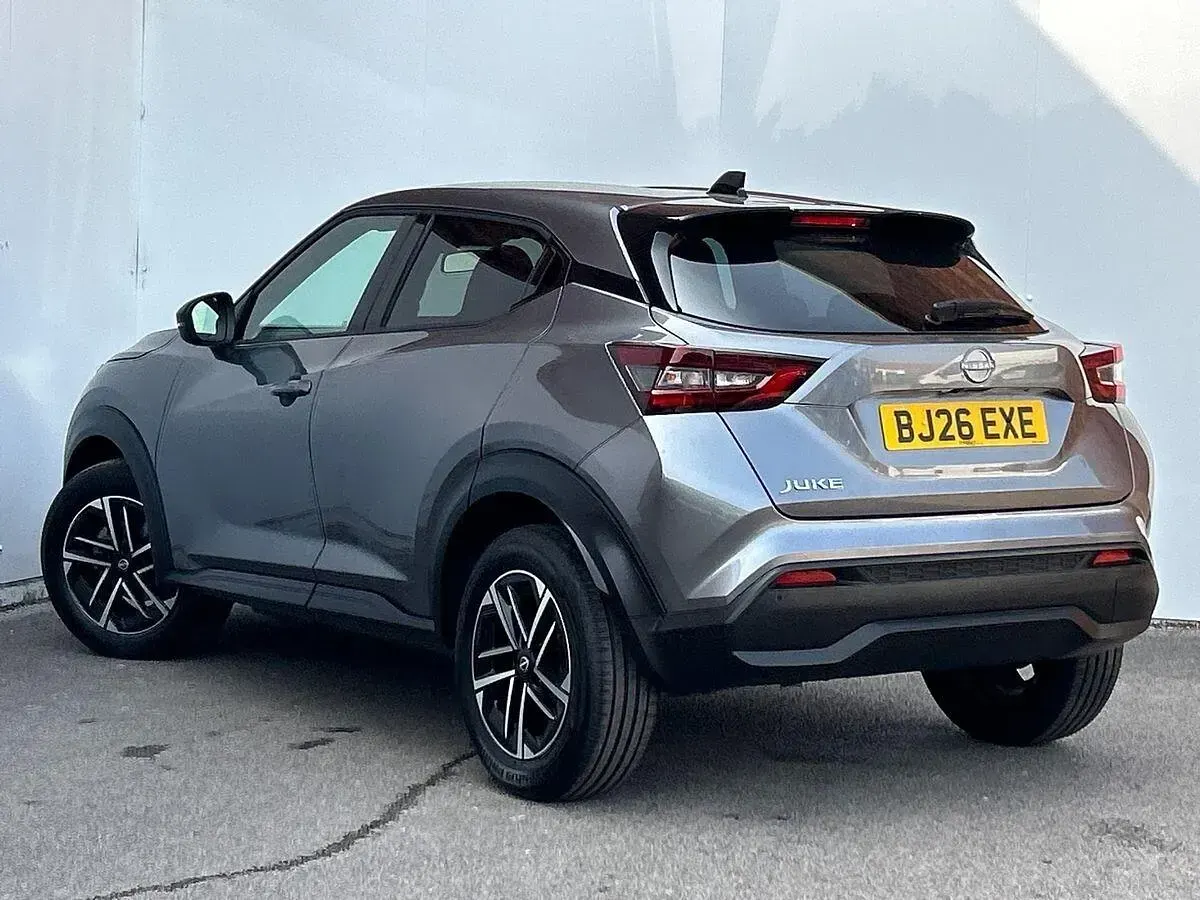 Used Nissan Juke N-Connecta 114 HP (83 kW) 2026 Grey SUV
