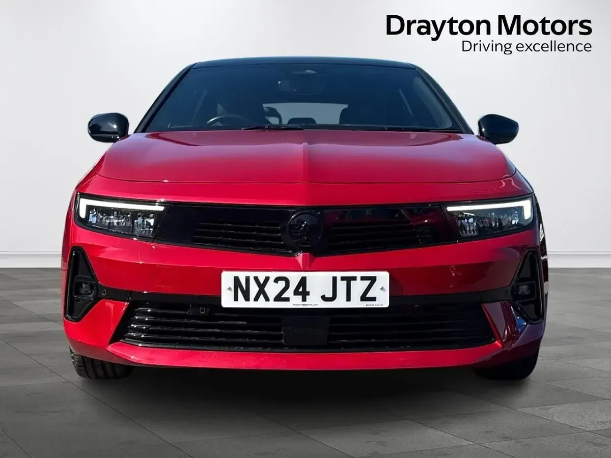 Used Vauxhall Astra S 130 HP (95 kW) 2024 Red Estate