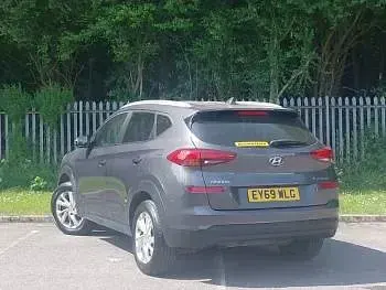 Used Hyundai Tucson SE 132 HP (97 kW) 2019 Grey SUV
