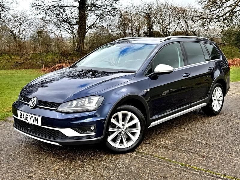 Used VW Golf VII 2016 Blue Estate