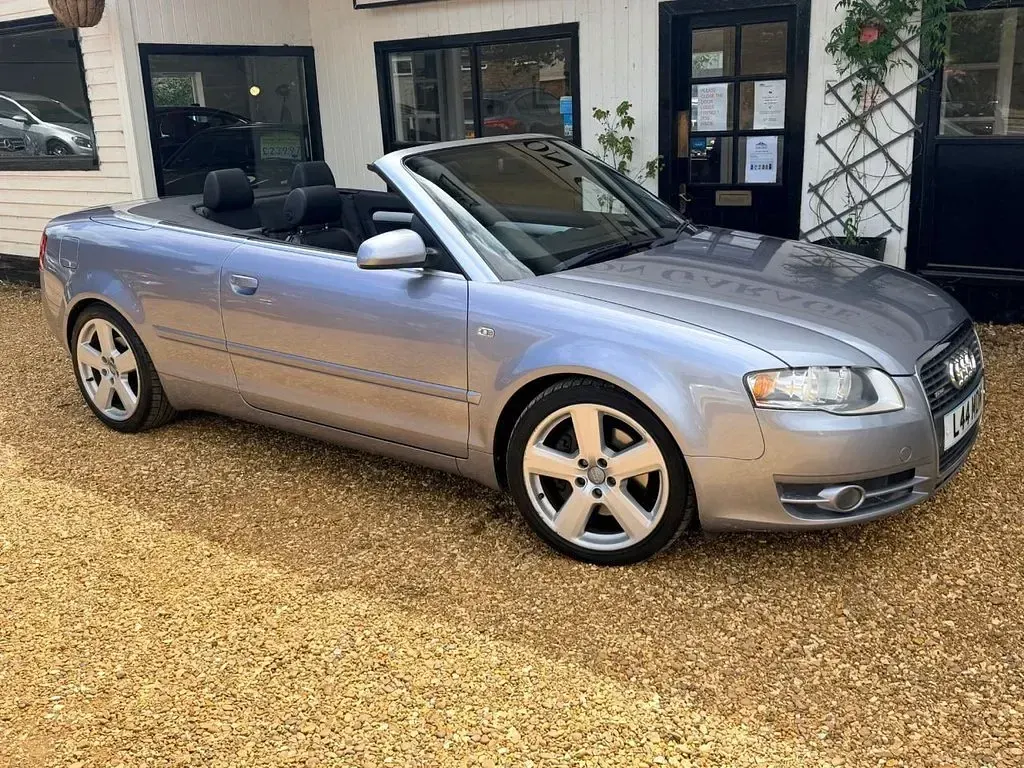Used Audi A4 Cabriolet S-Line 200 HP (147 kW) 2006 Silver Cabriolet