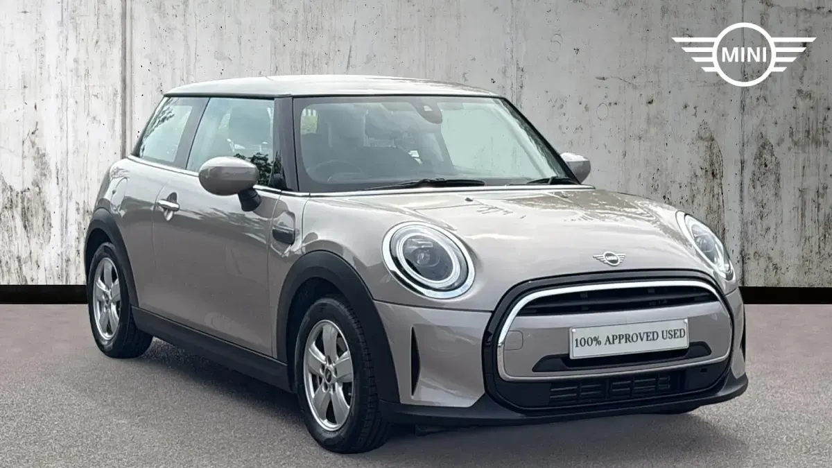 Used Mini Cooper Classic 136 HP (100 kW) 2022 Hatchback