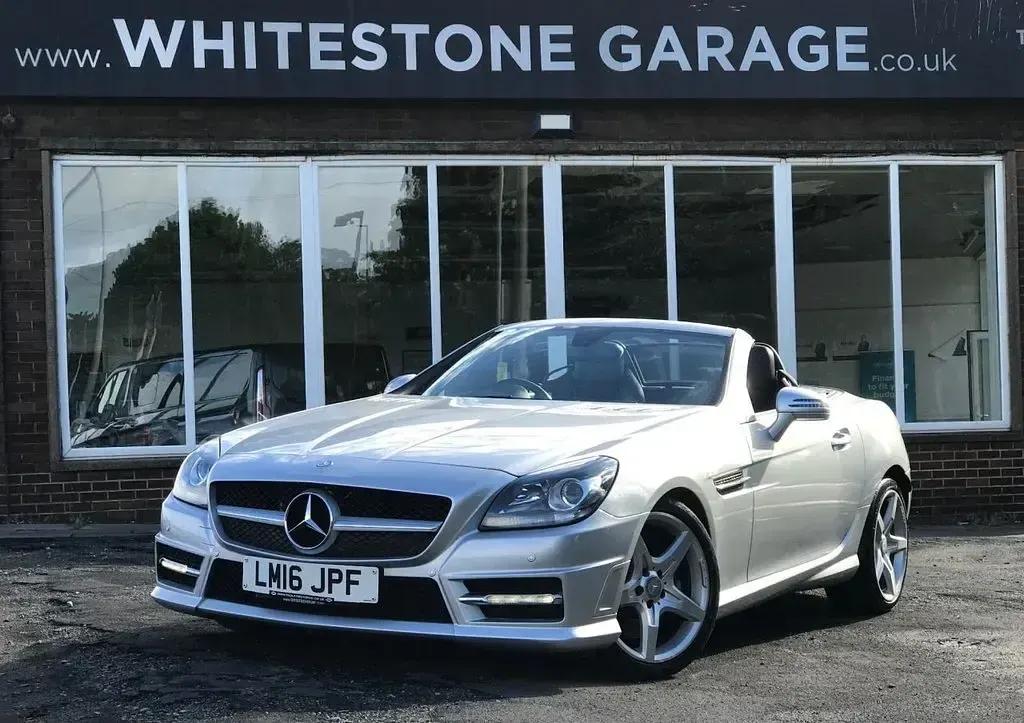 Used Mercedes SLK250 AMG 204 HP (150 kW) 2016 Iridium silver Cabriolet
