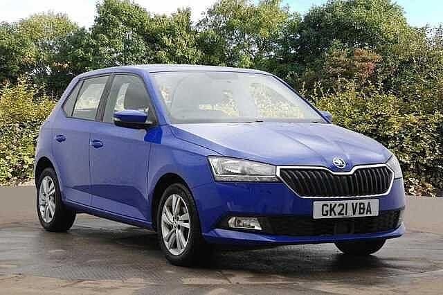 Energy blue Used 2021 Skoda Fabia SE Hatchback | £9,495 (Fair price) - Image 1/4