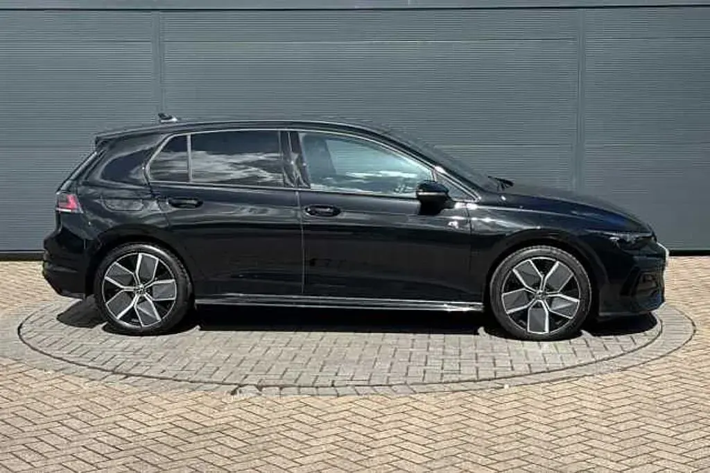 Used VW Golf VIII Black Edition 150 HP (110 kW) 2025 Black Hatchback