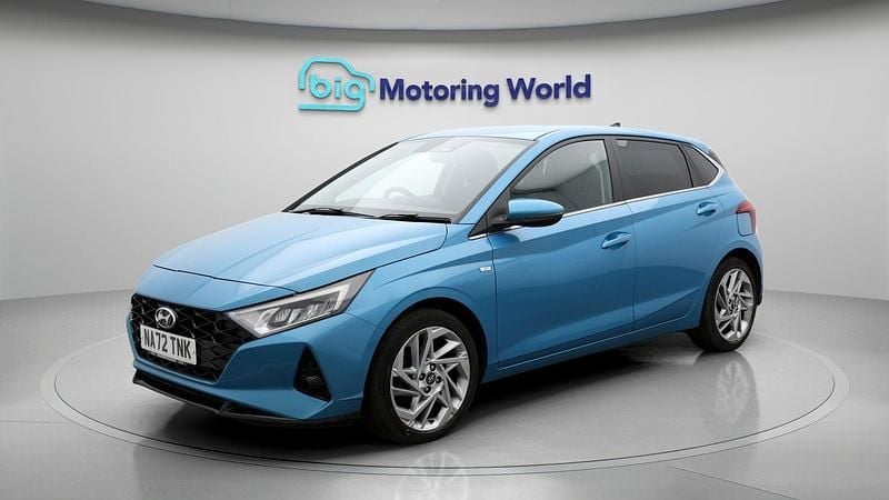 Used Hyundai i20 Premium 99 HP (72 kW) 2022 Hatchback