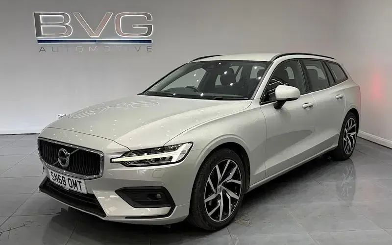 Usado Volvo V60 Momentum 190 CV (139 kW) 2018 Familiar