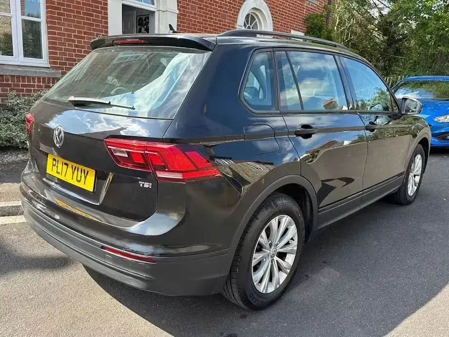 Used VW Tiguan S 125 HP (91 kW) 2017 Black SUV