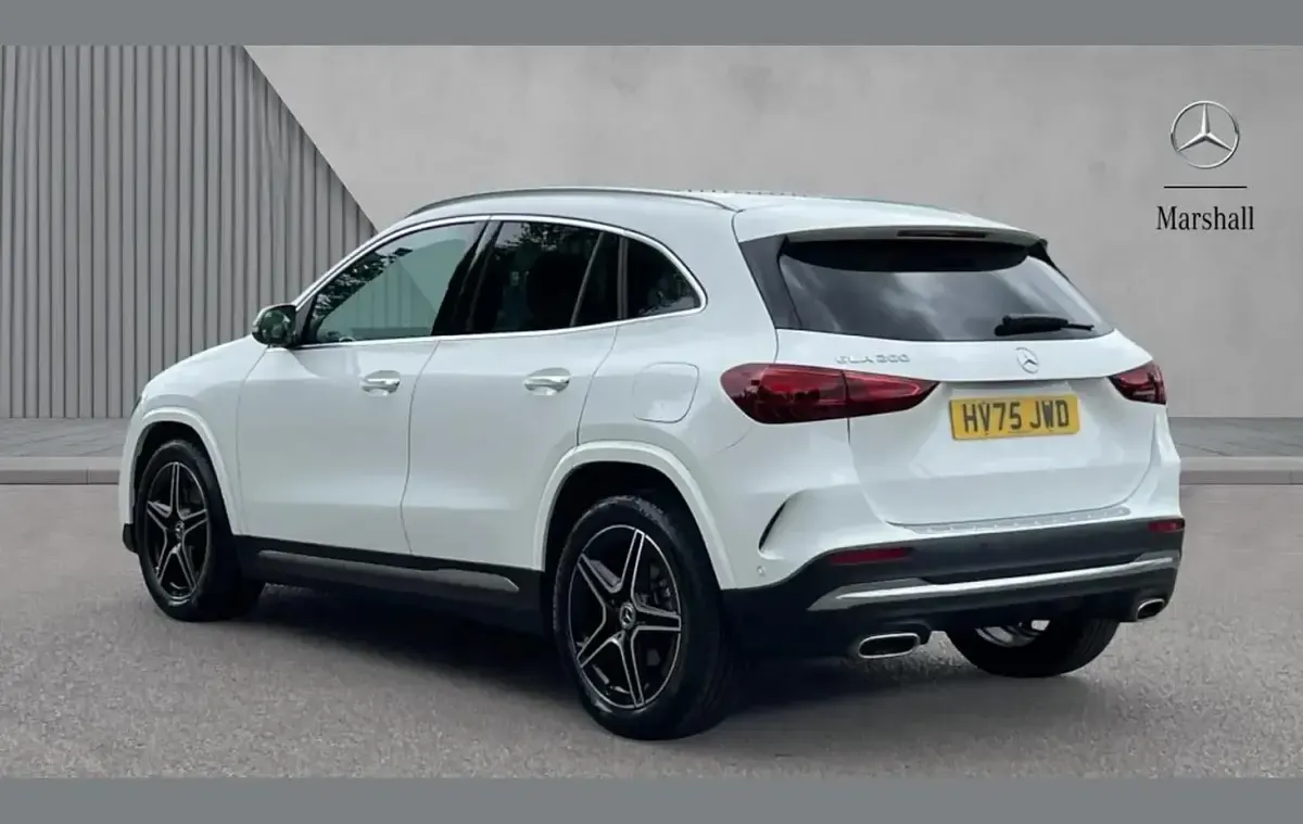 Used Mercedes GLA200 Executive 161 HP (118 kW) 2025 White SUV