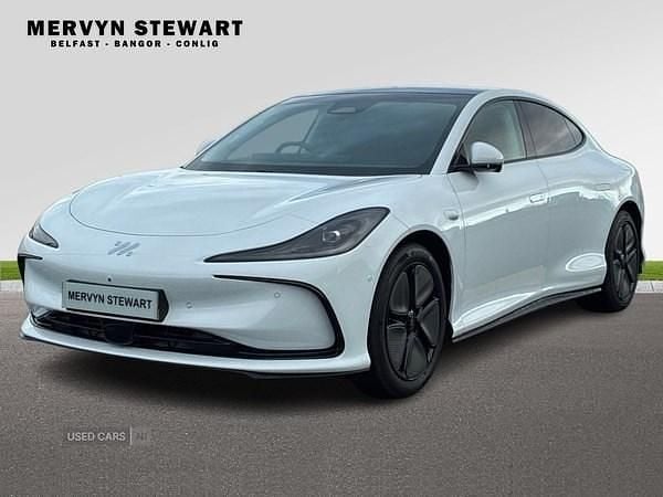 New MG IM5 216 kW (295 HP) 2026 White Hatchback