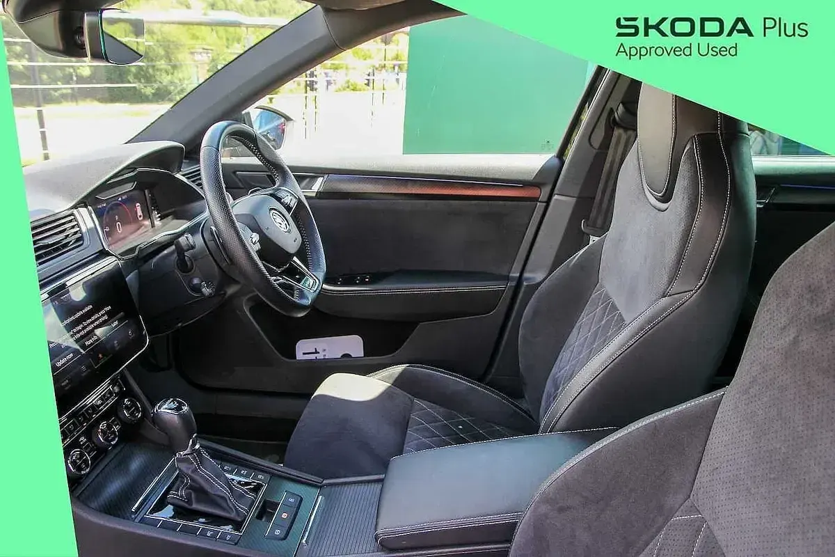 Used Skoda Superb SportlinePlus 196 HP (144 kW) 2022 Black magic pearl effect Estate