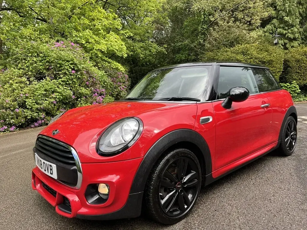 Used Mini Cooper Hatch 2018 Red Hatchback
