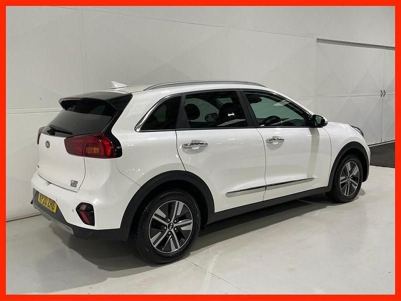Used Kia Niro 139 HP (102 kW) 2020 White SUV