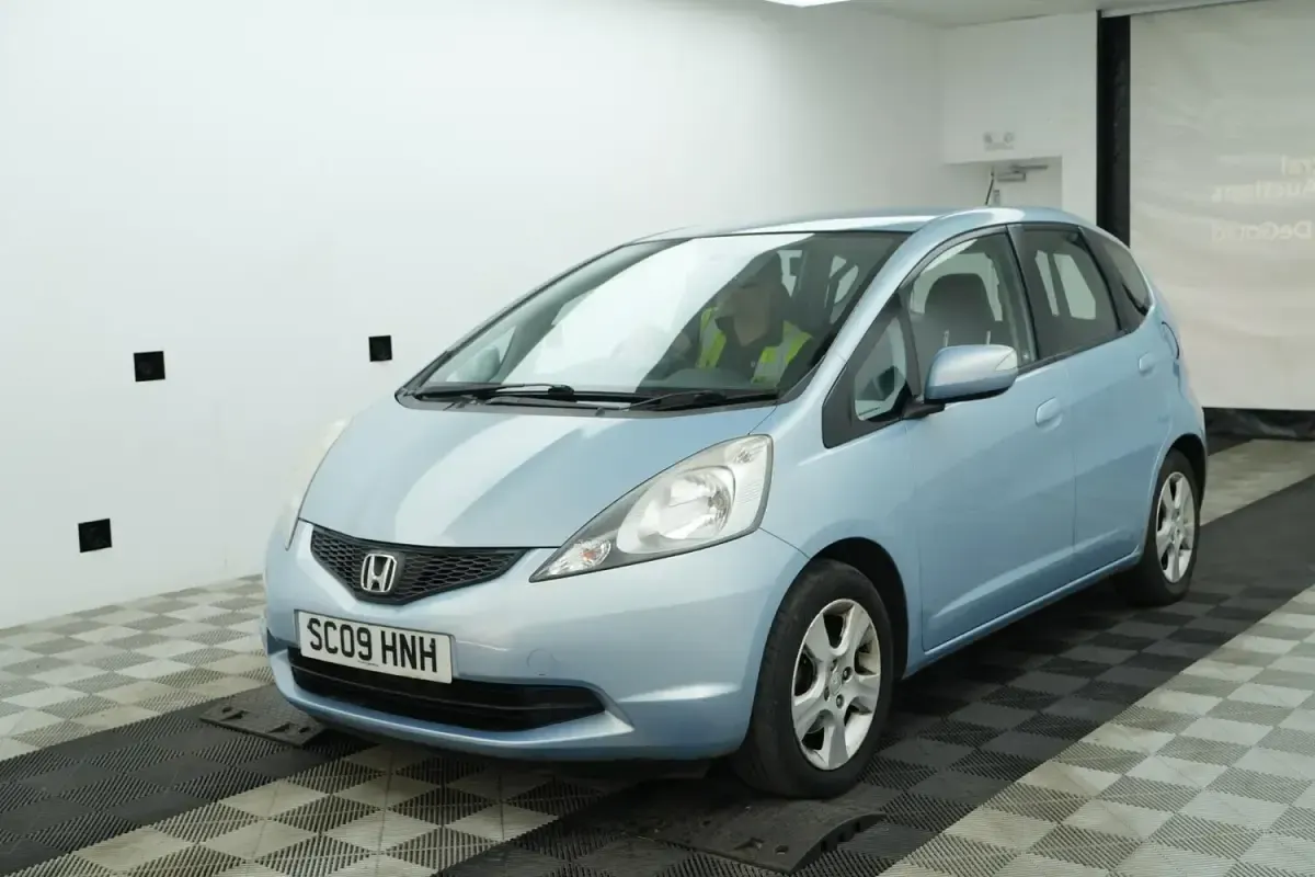 Used Honda Jazz ES 100 HP (73 kW) 2009 Blue Hatchback