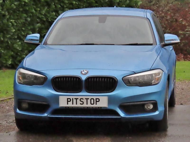 Used BMW 118 Sport Line 136 HP (100 kW) 2019 Blue Hatchback