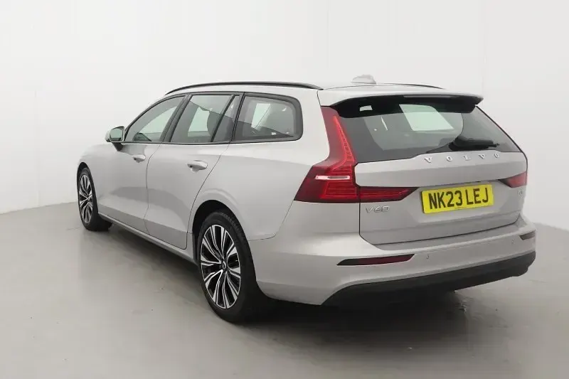 Used Volvo V60 Core 161 HP (118 kW) 2023 Estate