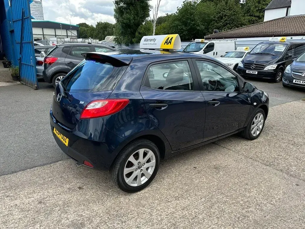 Used Mazda 2 2014 Blue Hatchback