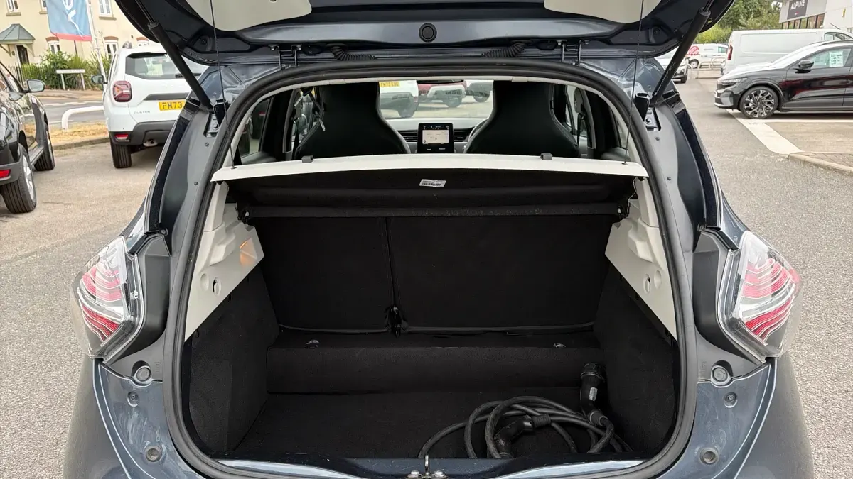 Used Renault Zoe GT-Line 100 kW (136 HP) 2021 Grey Hatchback