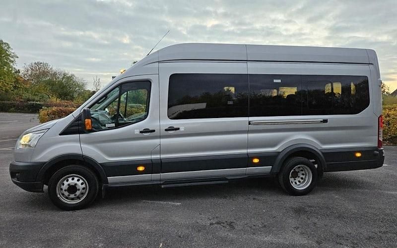 Used Ford Transit Trend 125 HP (91 kW) 2018 MPV