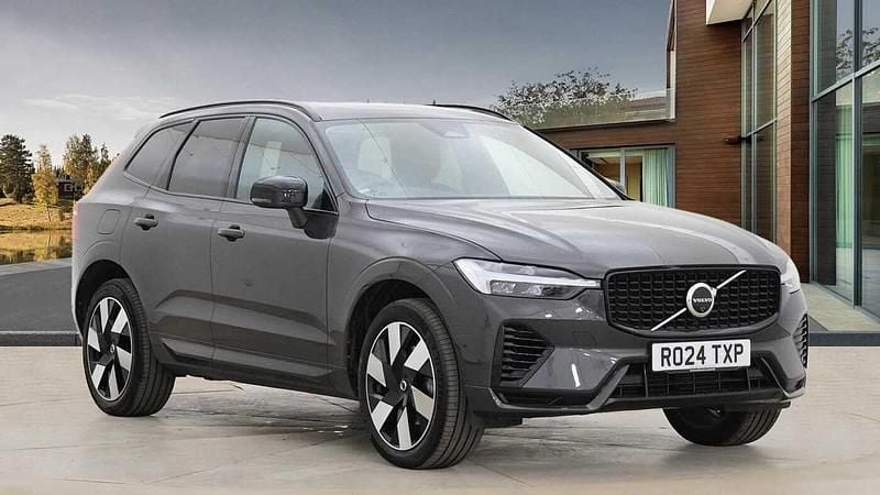 Used 2024 Volvo XC60 Plus SUV | £38,990 (Fair price) - Image 1/4