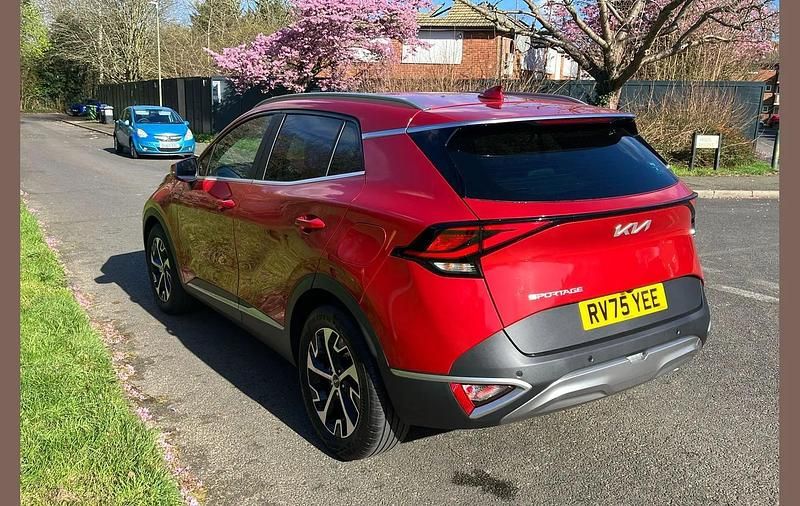 New Kia Sportage 180 HP (132 kW) 2025 Red SUV
