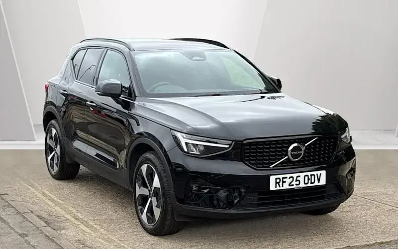 Usado Volvo XC40 Plus 163 CV (119 kW) 2026 SUV