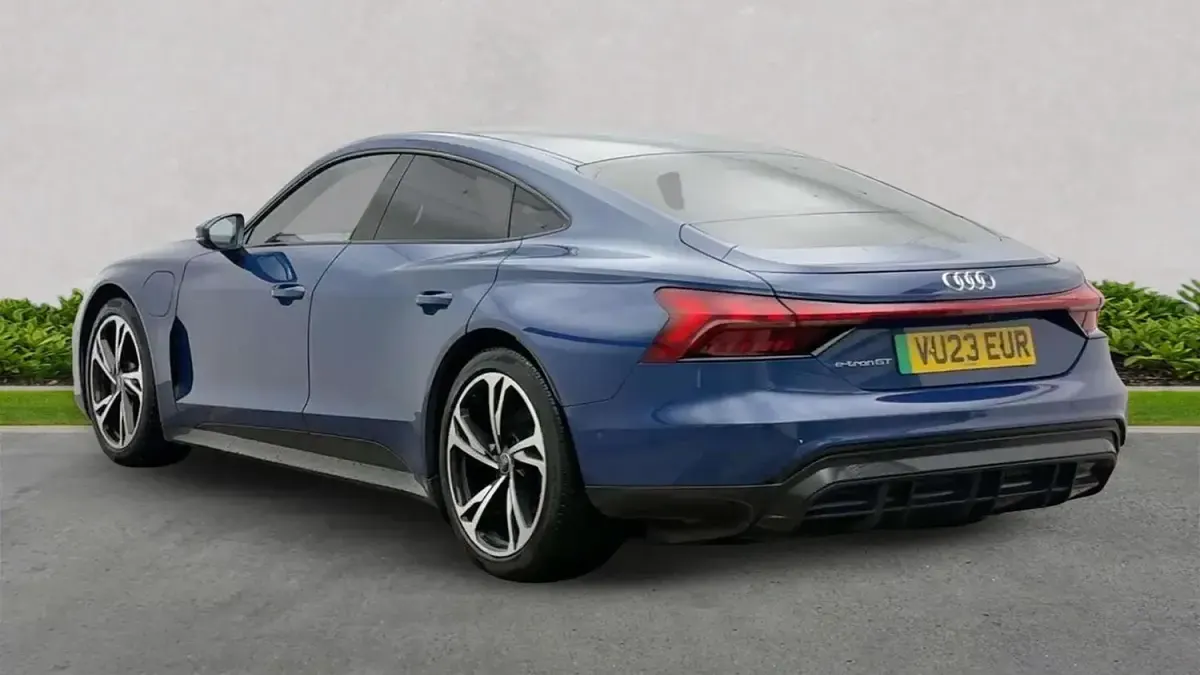 Used Audi e-tron GT quattro Business 384 kW (523 HP) 2023 Blue Sedan