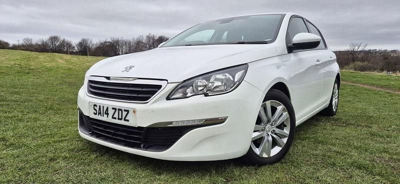 Used Peugeot 308 Active 2014 White Hatchback
