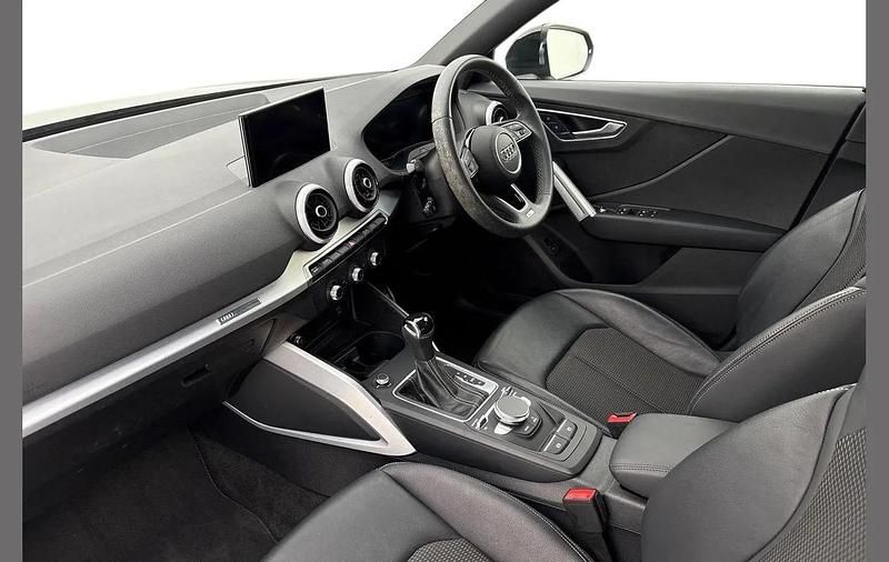 Used Audi Q2 S-Line 147 HP (108 kW) 2023 Black SUV