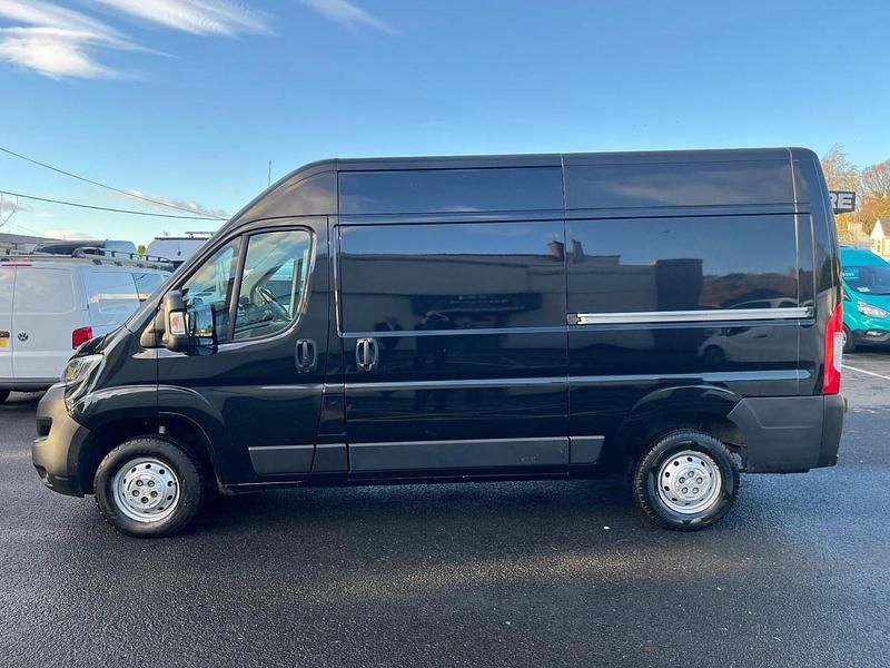 Used Citroën Relay 140 HP (102 kW) 2021 Black Van